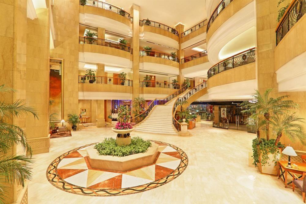 Отель Sheraton Lido 5*
