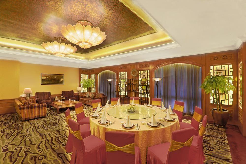 Sheraton Lido Hotel