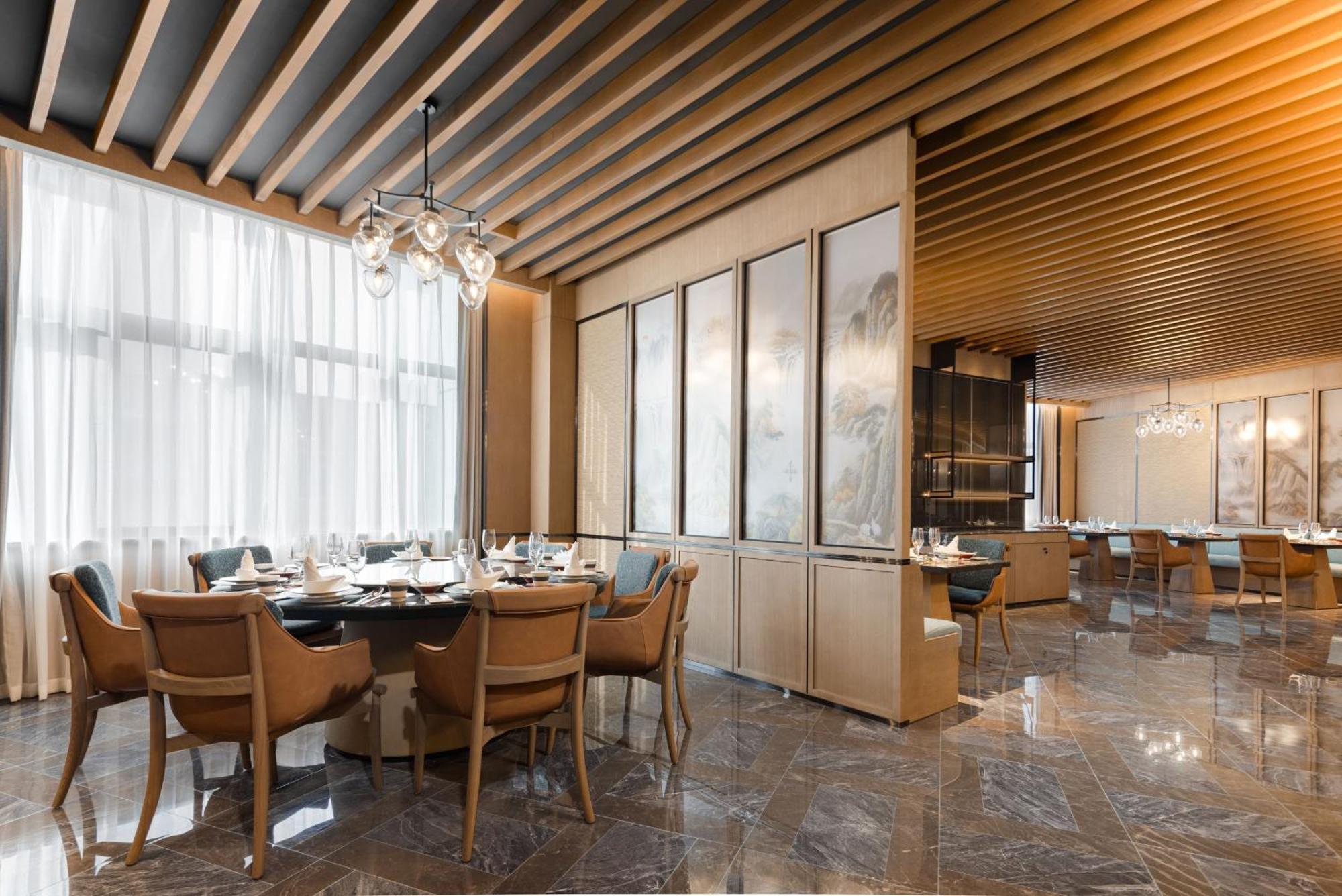 Отель Sheraton Lido 5*