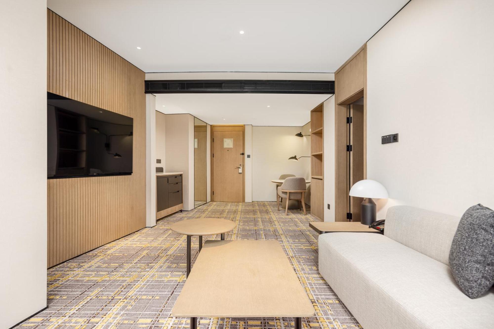 Sheraton Lido Hotel Chengdu