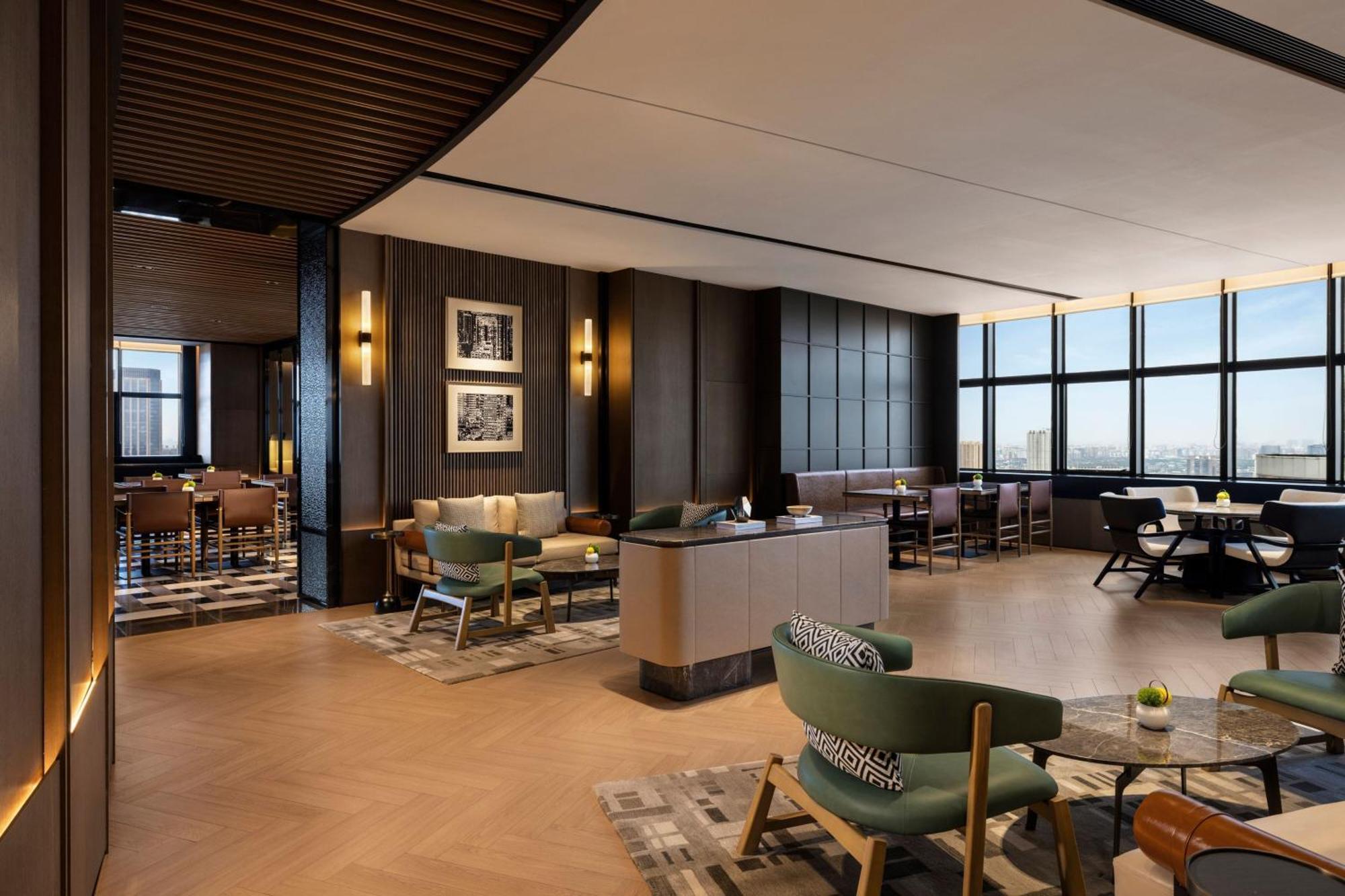 Sheraton Lido Hotel